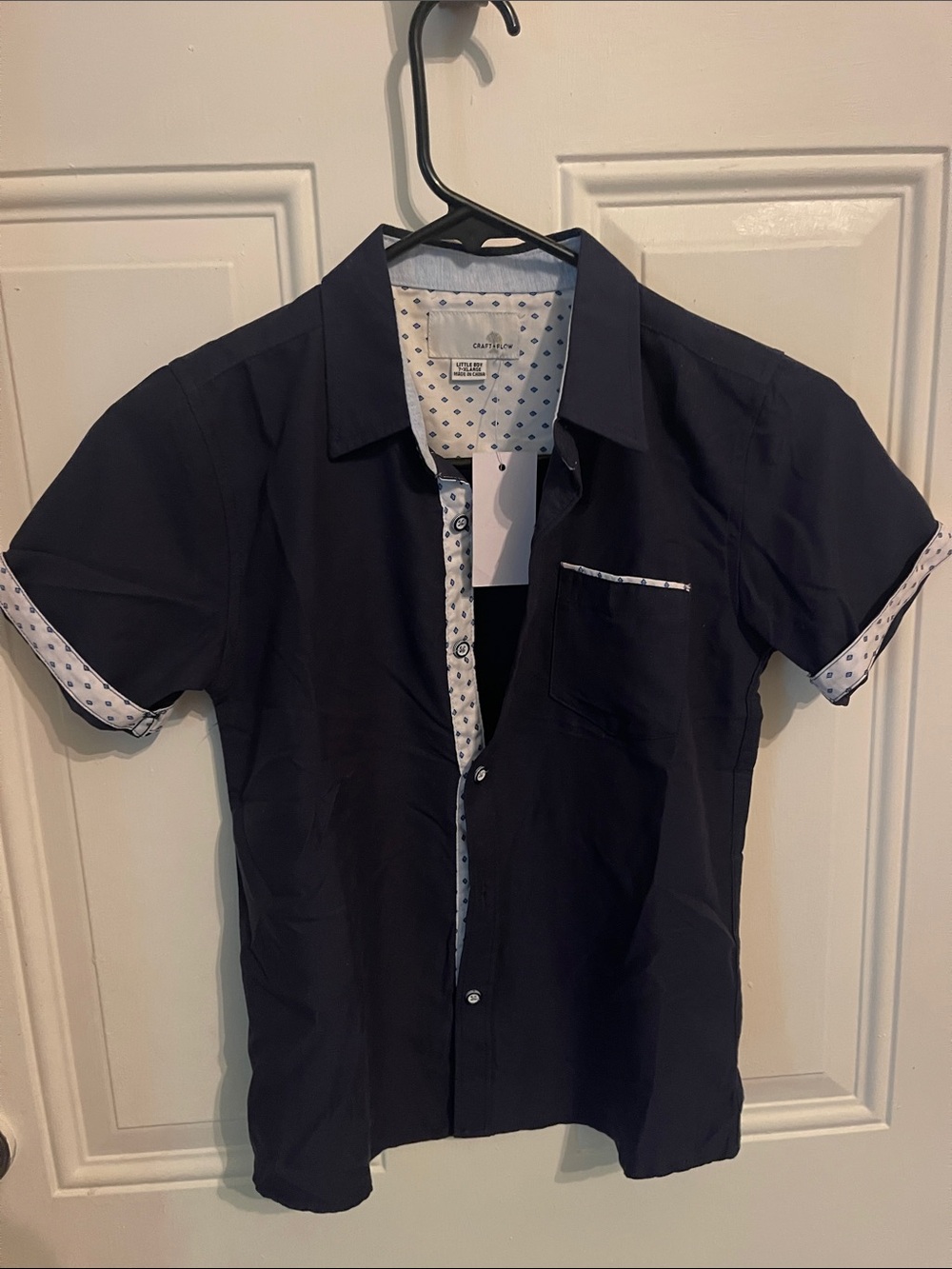 Craft & Barrow Navy Short-Sleeve Button-Down Shirt with Contrast Trim - Picture 4 of 5